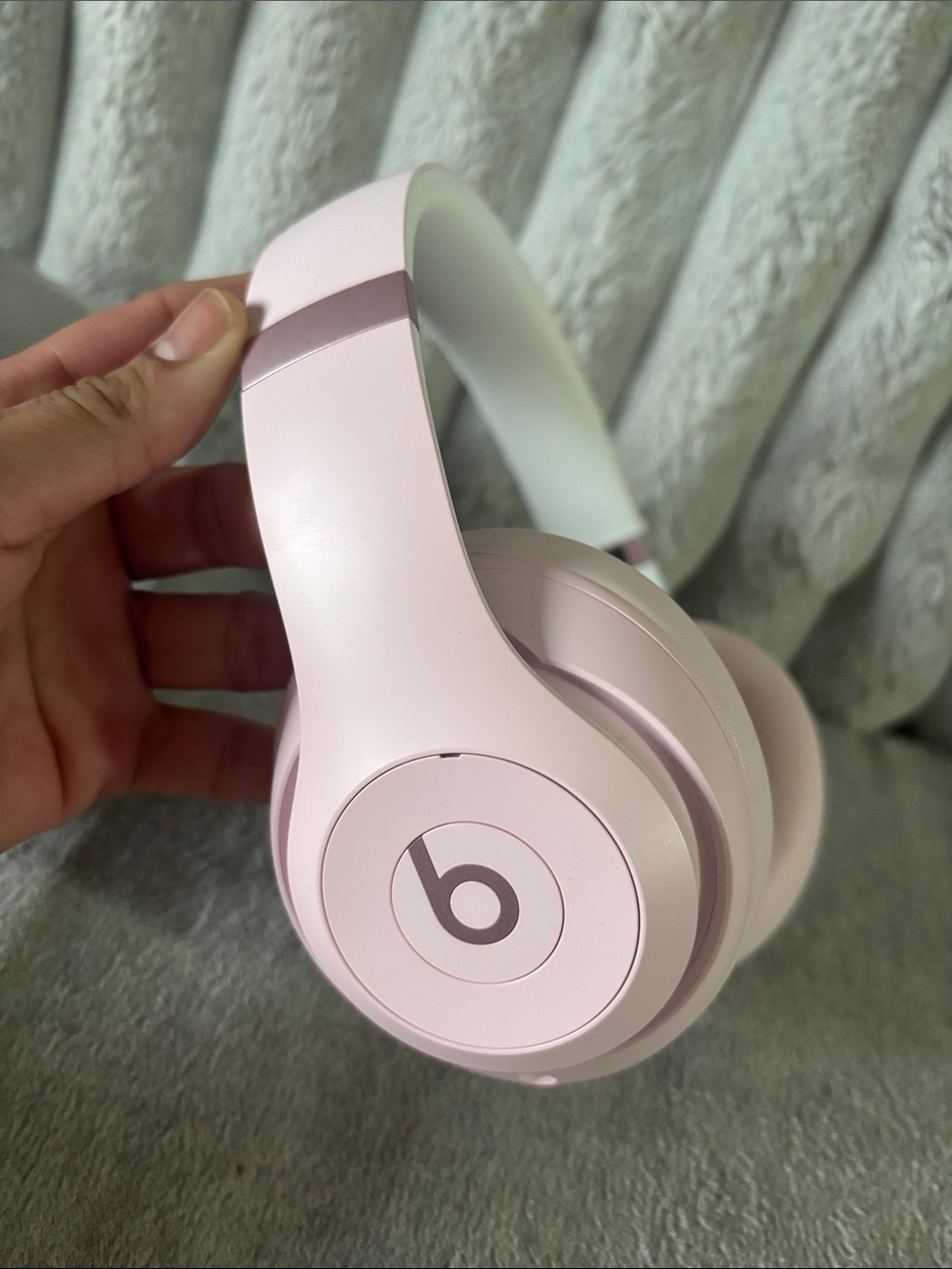 Beats Studio Pro Bluetooth Wireless
Headphones - Matte Pink